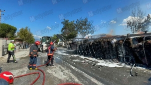 Karşı şeride geçip devrilen TIR alev aldı