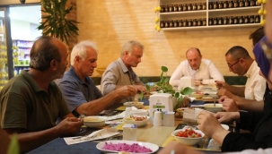 Geyve Belediyesi'nde 5 personel emekli oldu