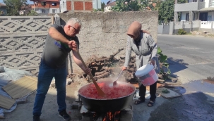 Geyve'de salça sezonu devam ediyor