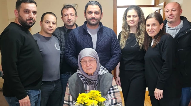 Öğrencileri, Gülsen Ülgen'i 24 Kasım'da unutmadı!