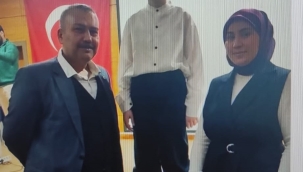 İstiklal Marşı'nı en güzel Geyve okudu