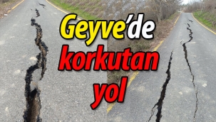 Geyve'de korkutan yol!
