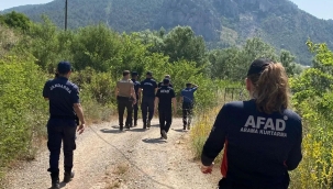 Evde ölü bulunan kadının eşi kayıp: Aracı Sakarya Nehri kenarında bulundu!