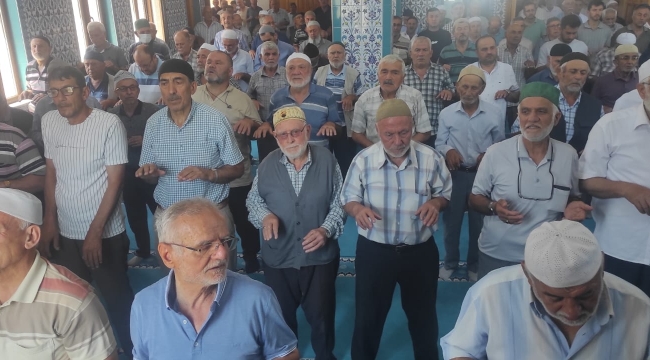 Geyve'de yağmur duası yapıldı