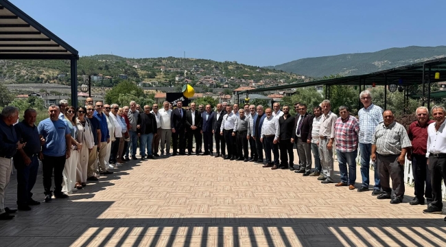 Geyve İYİ Parti'den Hayır Pilavı