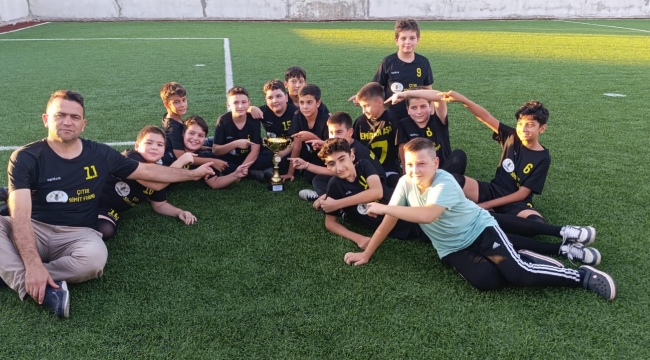 Geyve Kuran Kursları arası futbol turnuvası şampiyonu belli oldu