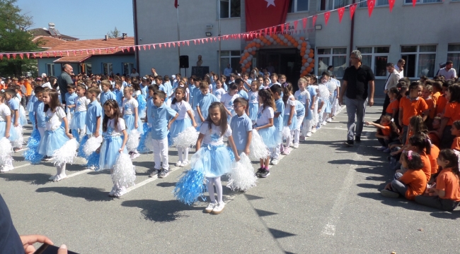 Geyve'de İlköğretim Haftası kutlandı