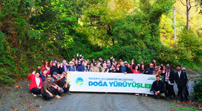 Doğaseverler Geyve Doğançay'da yürüdü