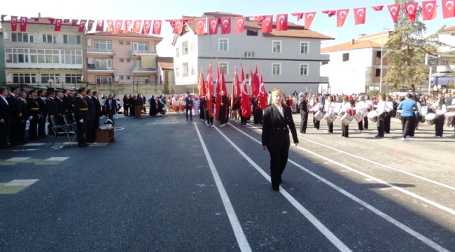 Geyve'de Cumhuriyet Bayramı coşkusu
