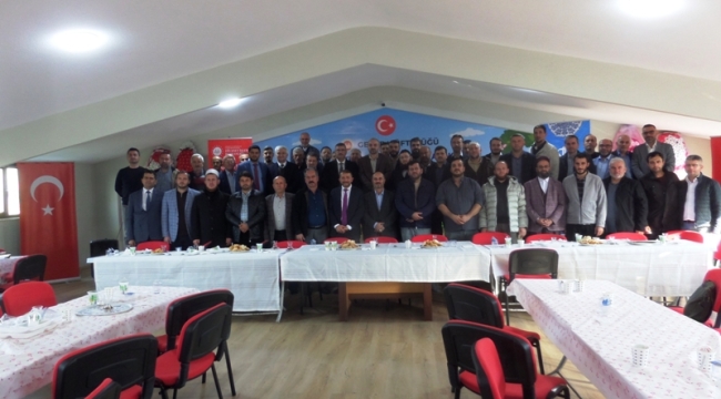 Geyve Müftüsü Bayındır'a veda yemeği