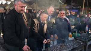 1. Geyve Hamsi Festivali Yoğun Katılımla Başladı