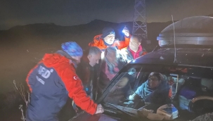 Kayıp yaşlı çift Geyve'de bulundu