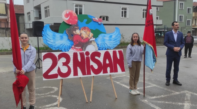 Geyve'de 23 Nisan buruk kutlandı