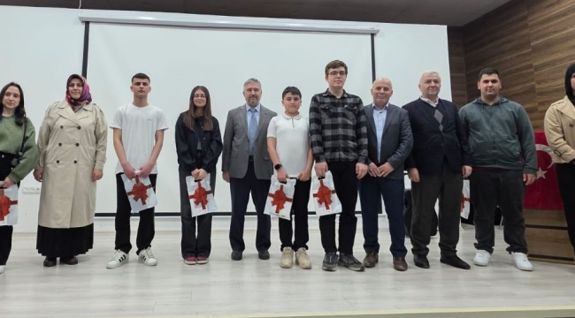 Geyve'de Nat-ı Şerif okuma yarışması düzenlendi