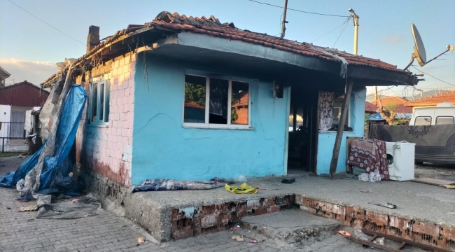 Geyve'de Korkutan Yangın: 5 Kişilik Aile Canını Zor Kurtardı!