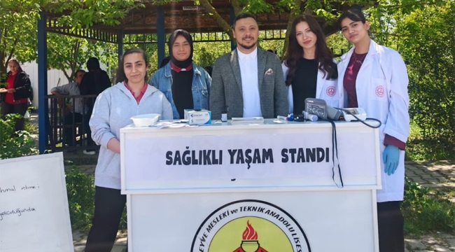 Geyve'de sağlıklı yaşam standı açıldı