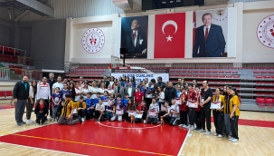 Geyve Osman Gazi Ortaokulu Türkiye 2.'si oldu