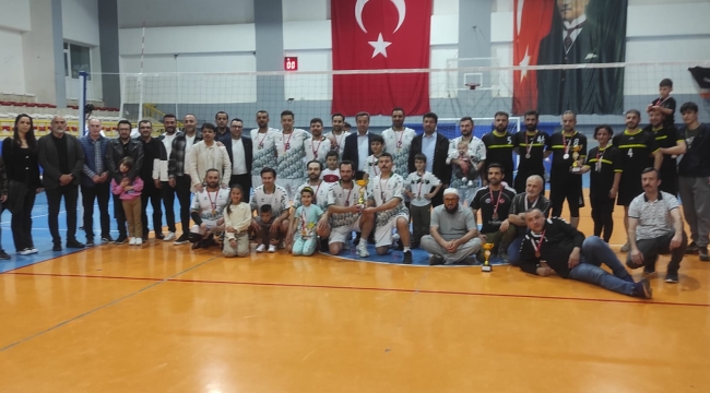 Sakarya SGK Voleybol Turnuvası sonuçlandı