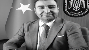 Belediye özel kalem müdürü bisikletten düşüp öldü