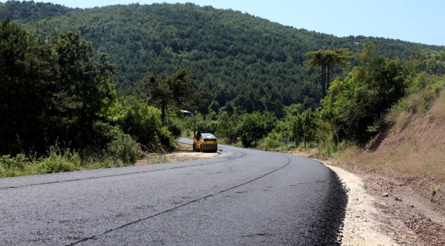 Geyve'de Alıplar yolu yenileniyor