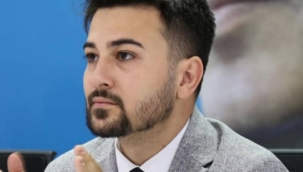 AKP'li başkan kendisine gelen milyonluk saati sosyal medyadan paylaştı