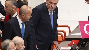 Meclis'te yan yana soğuk rüzgar! Tokalaşmadılar