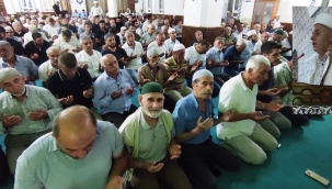 Mevlid Kandili Geyve'de dualarla idrak edildi