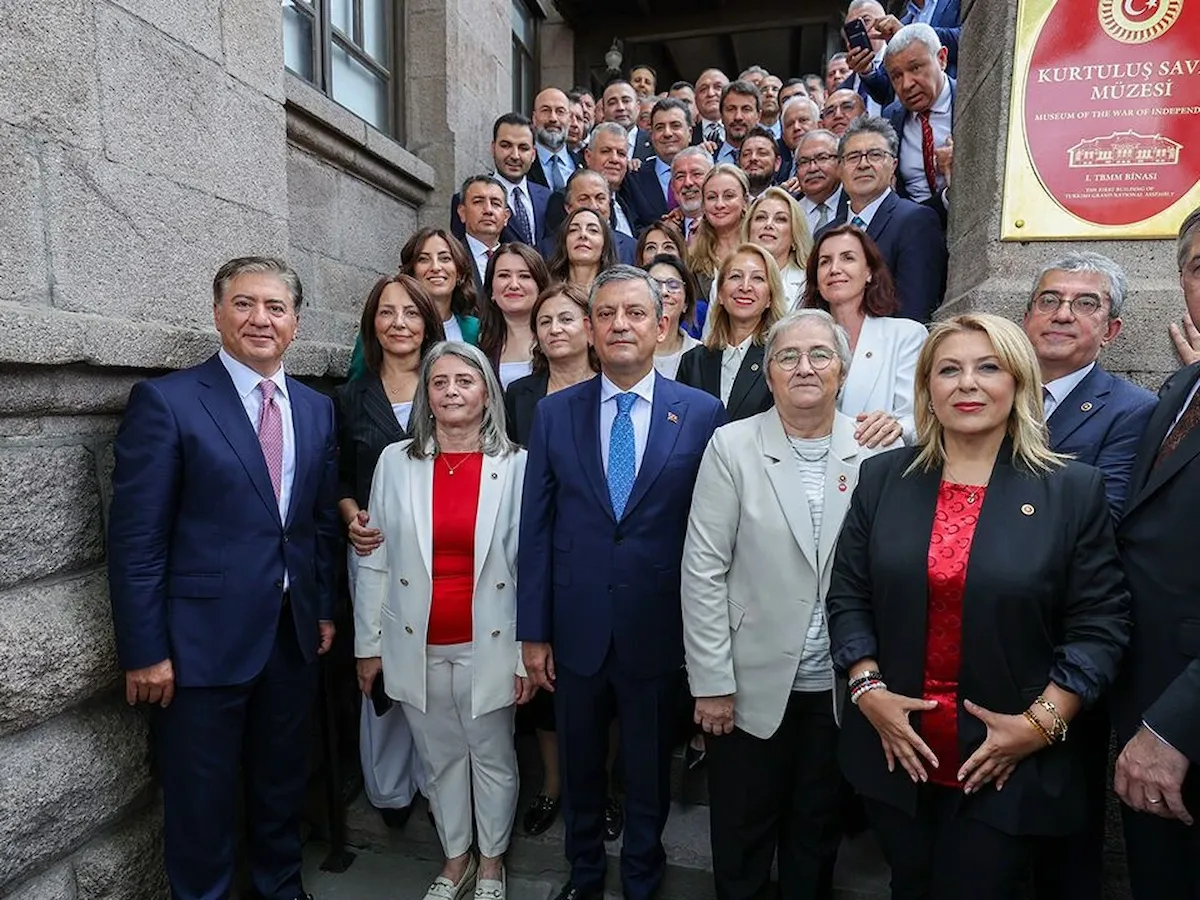 Yeni Parti rakamı açıkladı: 20 günde 411 milyon TL toplandı