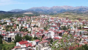 Valizini toplayan yola düşüyor: Türkiye'nin bu ilinden binlerce kişi kaçmaya başladı