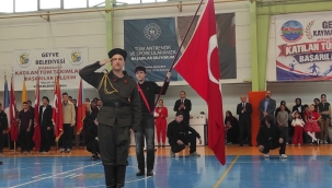 Geyve'de Cumhuriyet Bayramı coşkusu