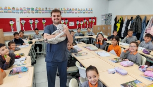 Geyve'de miniklere hayvan sevgisi aşılandı