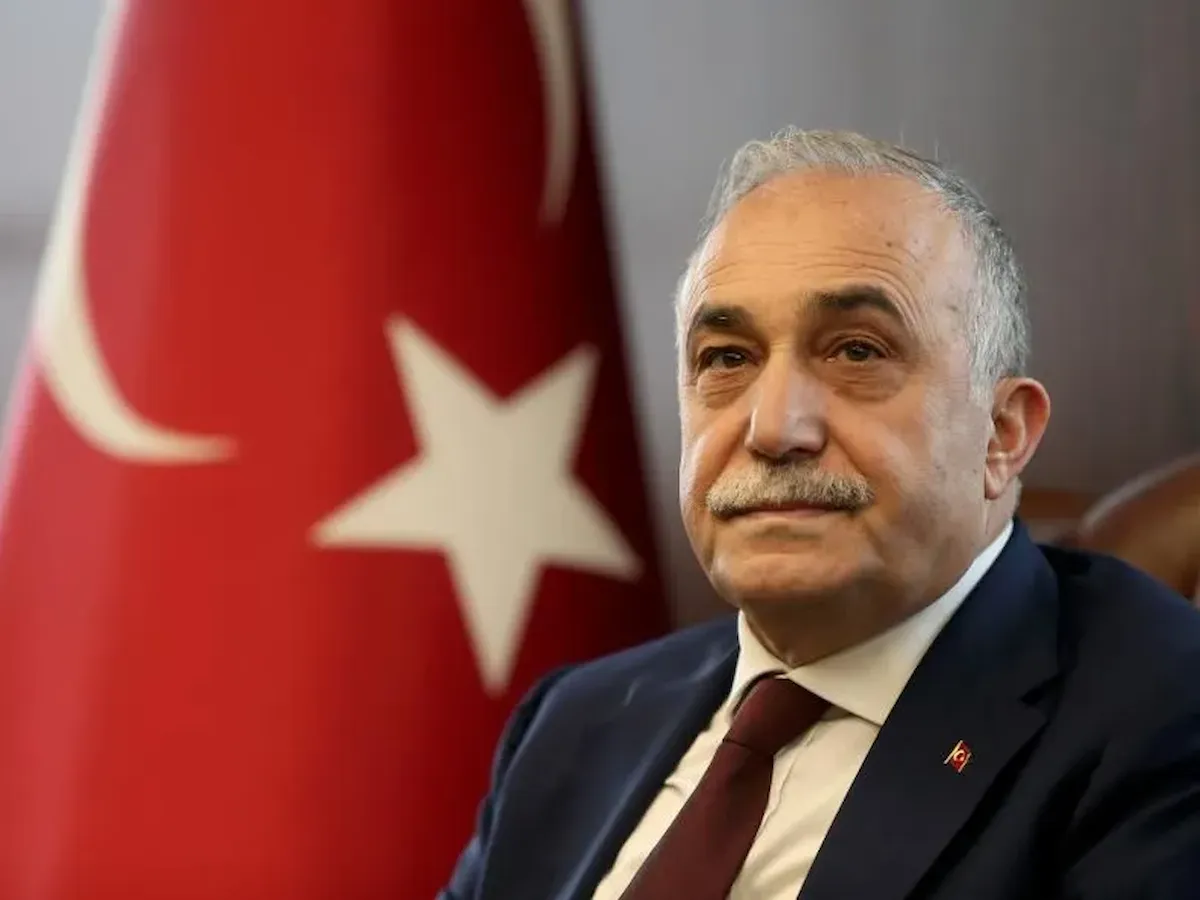 Hem İYİ Parti'den hem de milletvekilliğinden istifa etti