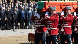 Yunanistan'da bulunan Bulgar Çarı Samuil'in naaşı Bulgaristan'a getirildi